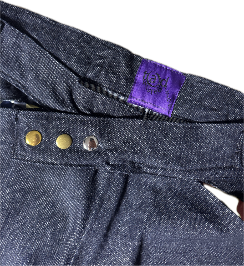 Triple Snap Straight Leg Jeans
