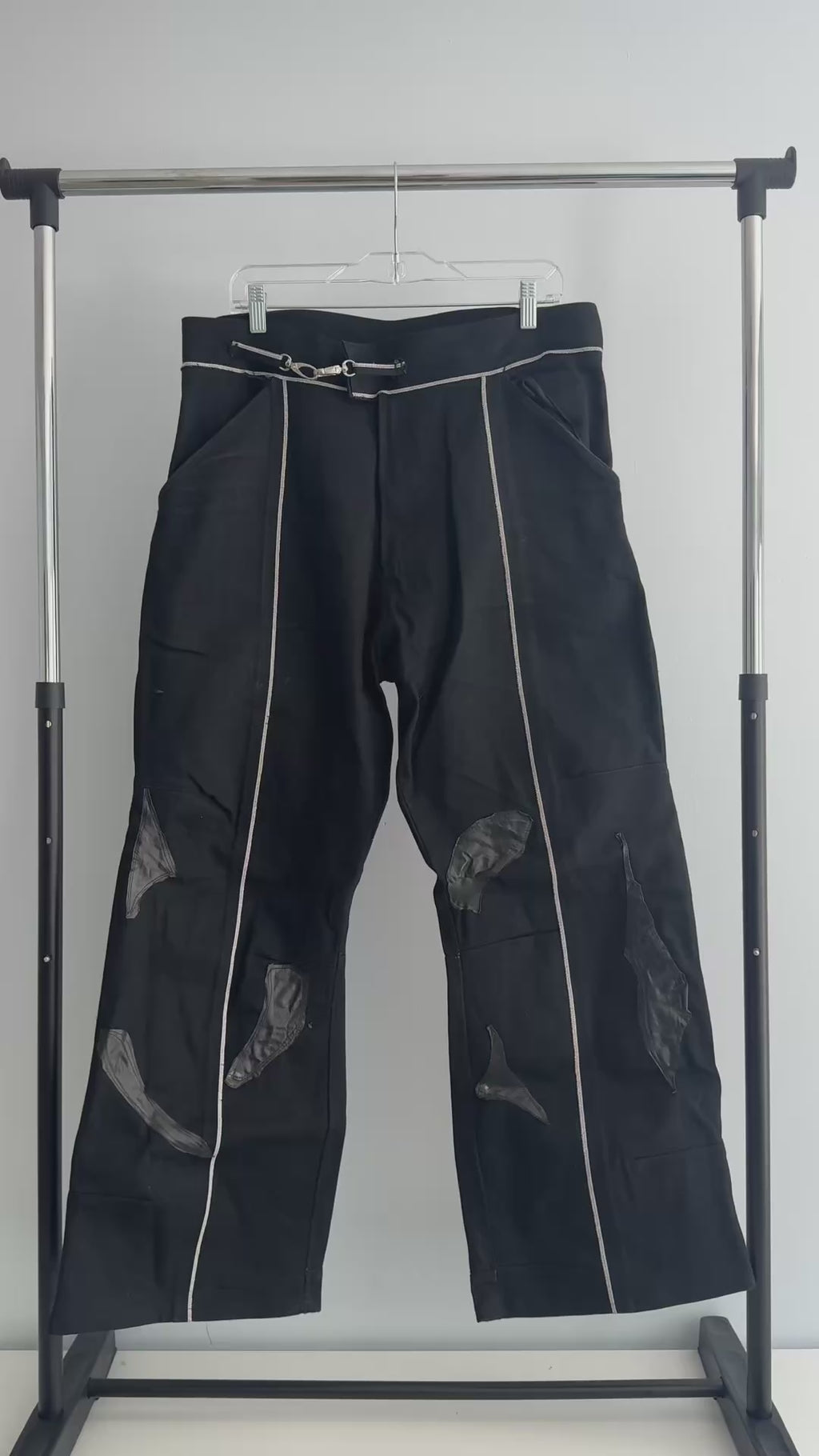 Kangaroo Window Jeans